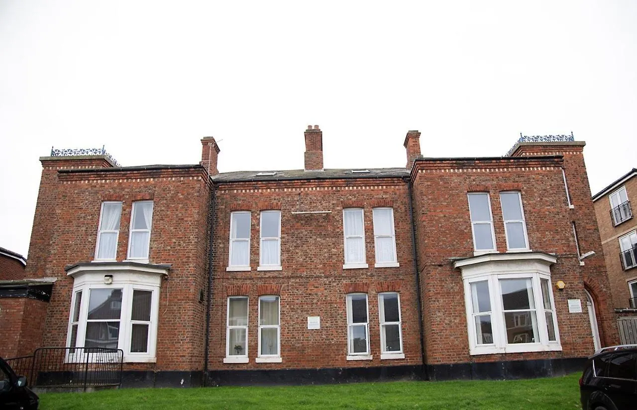 Cosy Stays Redcar 0*,